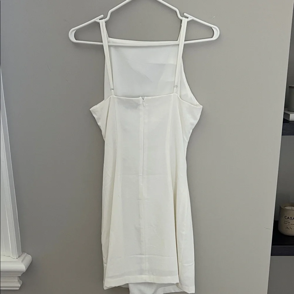 DYNAMITE Ruched Mini Dress - Picture 5 of 7